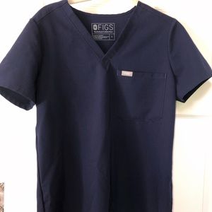 Catarina one-pocket figs scrub top! Size small